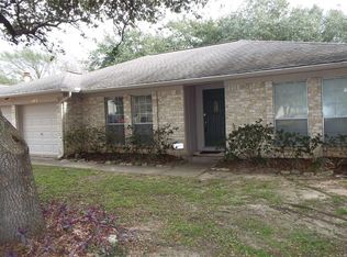 503 Derbyshire Dr, Houston, TX 77034