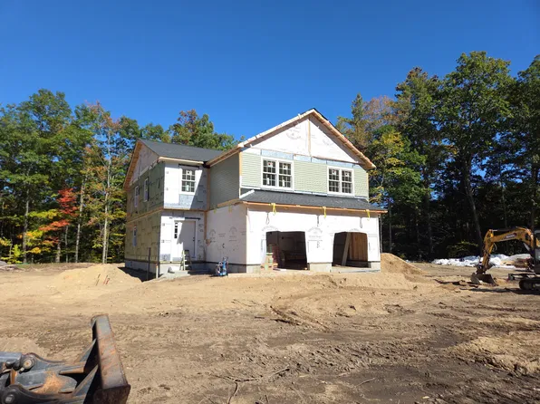 40 Henry Bridge Rd, Goffstown, NH 03045