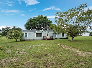 14620 SE Sunset Harbor Rd, Weirsdale, FL 32195