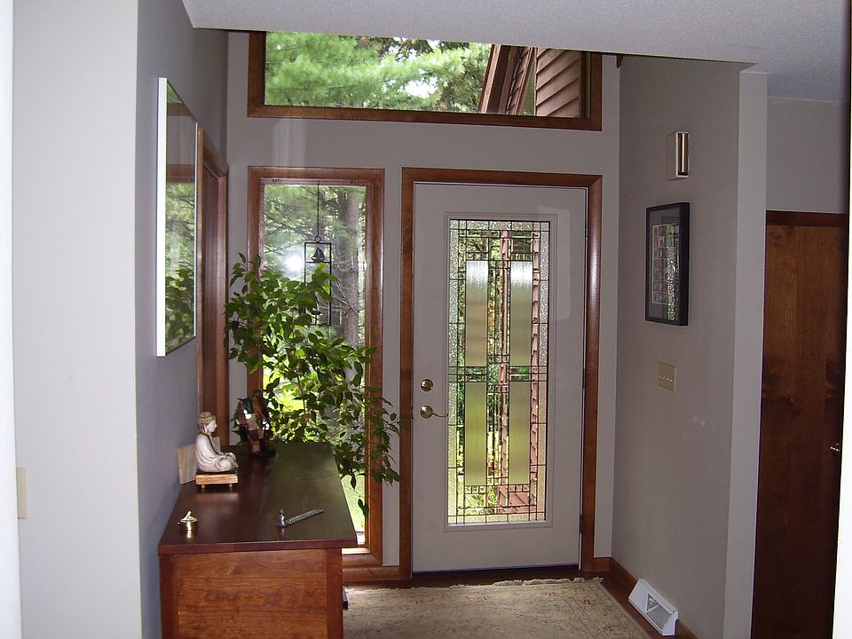 1st image of 35 Robinwood Dr