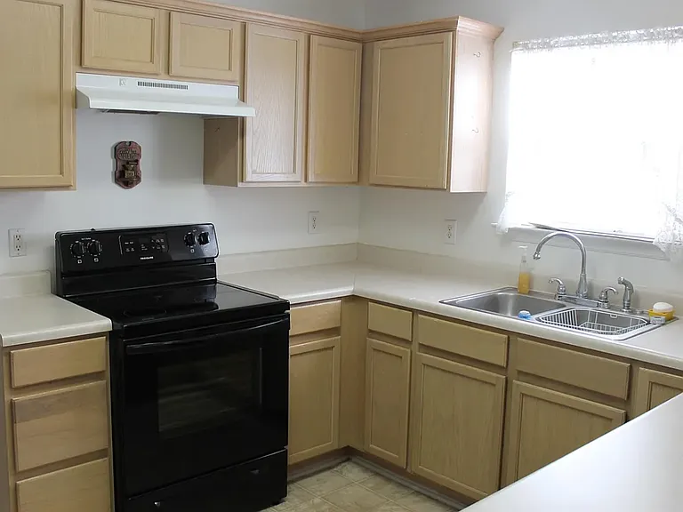 111 Sumner Meadows Ln — Photo 7
