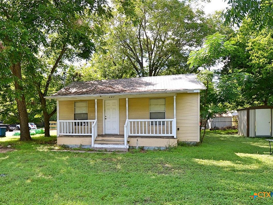 1st image of 207 E Torrey St