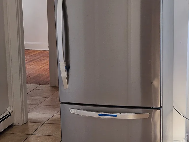 128 Ridge St #3 — Photo 6