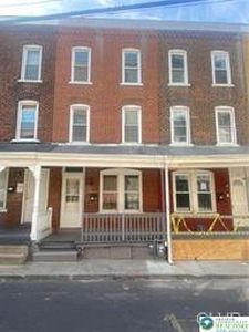 948 W Maple St, Allentown, PA, 18101