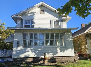 416 Woodland Ave, Bloomington, IL