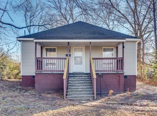 105 Linden St, Clover, SC 29710