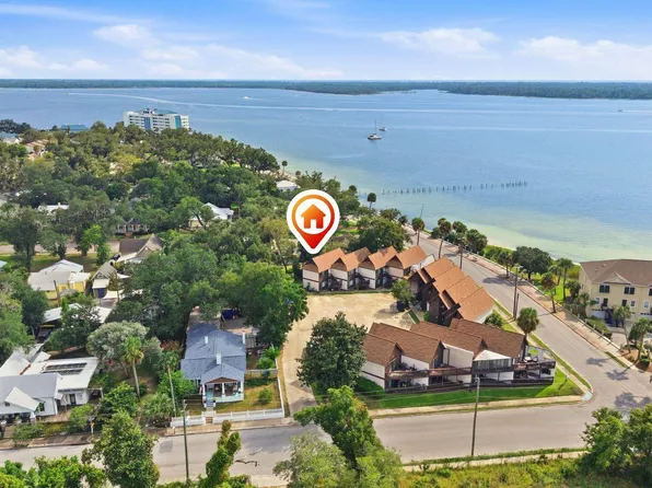 401 E Beach Dr APT C4, Panama City, FL 32401