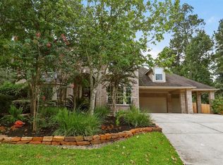 2 Graylin Woods Pl, Spring, TX 77382