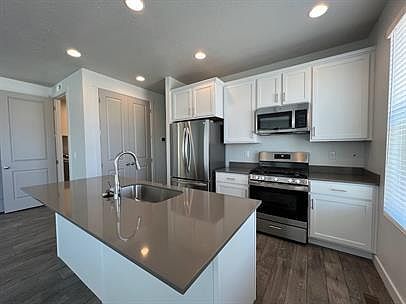 5th image of 2771 N 3870 W
