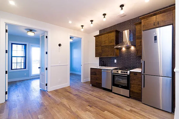 Rented by Real True Group | media 12