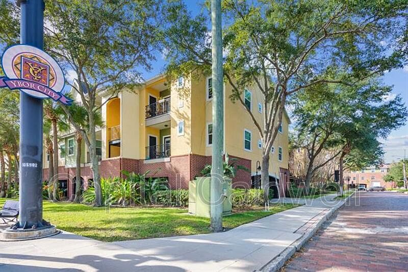 1st image of 2010 E Palm Ave #15206-Y152