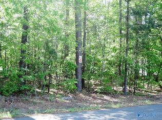 2 Arrowhead Rd, Jasper, AL 35504