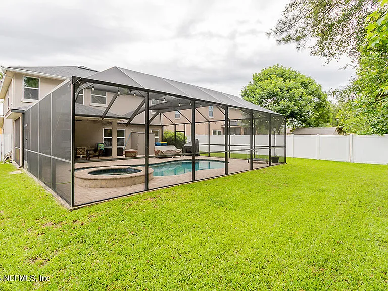 16284 Hunters Hollow Trl — Photo 49