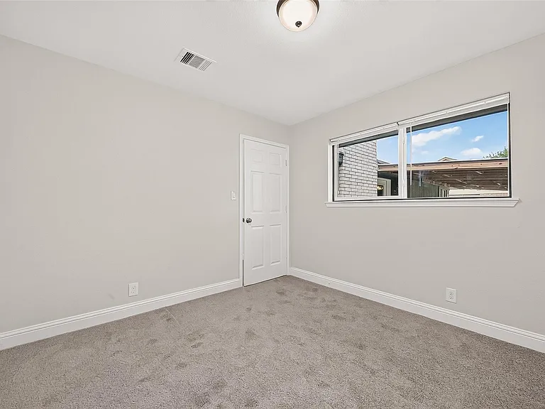 509 Southern Oaks Dr — Photo 25