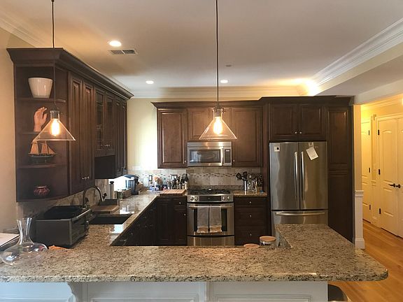 4th image of 61 Elm St #1A