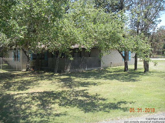 2nd image of 225 Friendlywood Dr