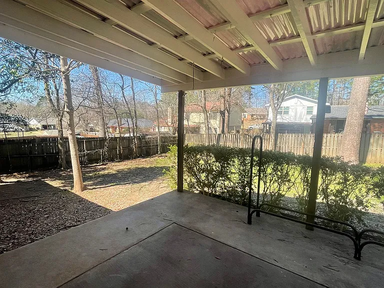 1321 Carnegie Dr — Photo 16