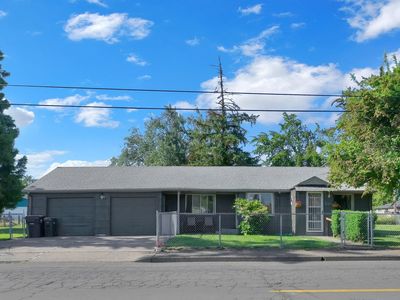 2125 G St, Springfield, OR, 97477
