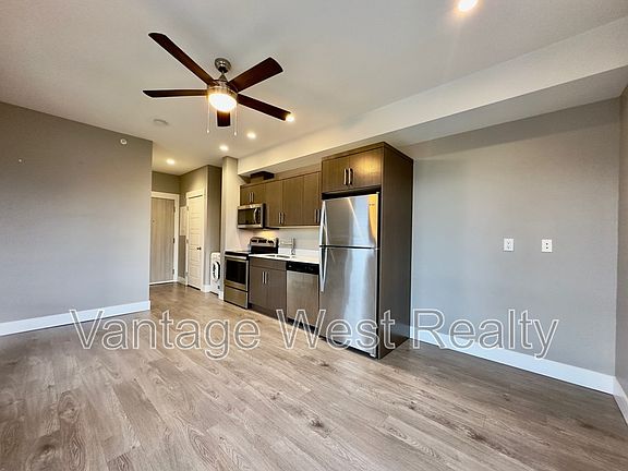 4th image of 925 Leon Ave #648