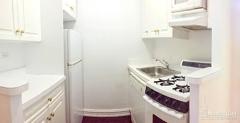 Rented by Manhattan Connection