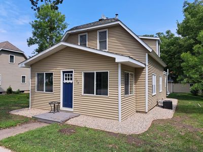 735 Main St S, Hutchinson, MN, 55350