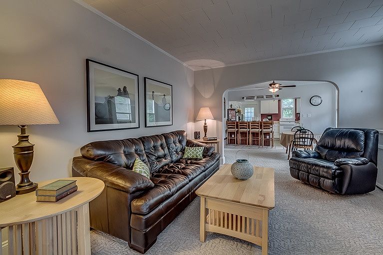 1st image of 748 Highland Ave