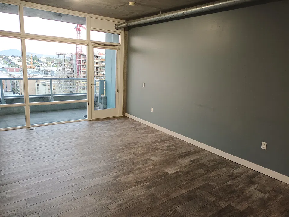 1080 Park Blvd #1209