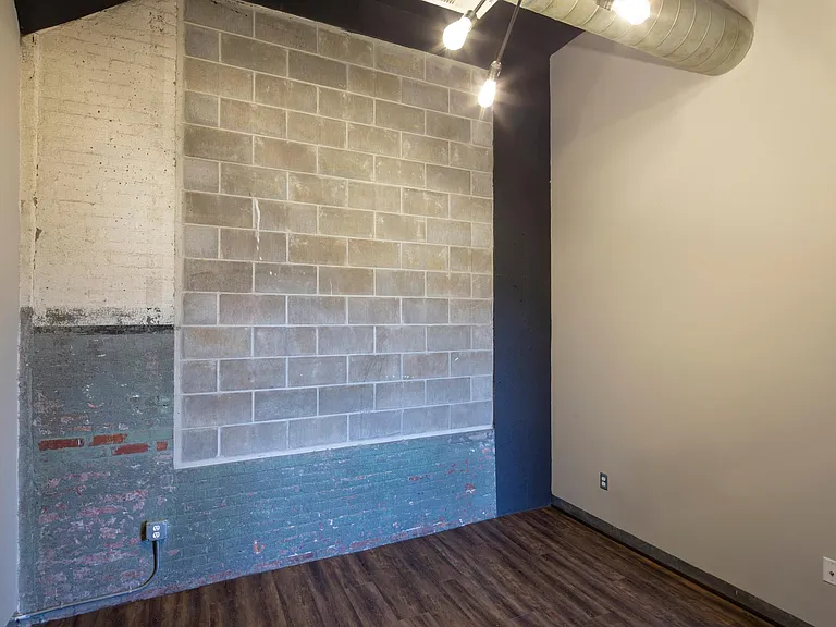 TipTop Apartments — Photo 88