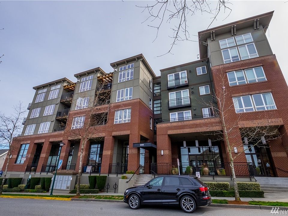 1st image of 1880 25th Ave NE APT 405