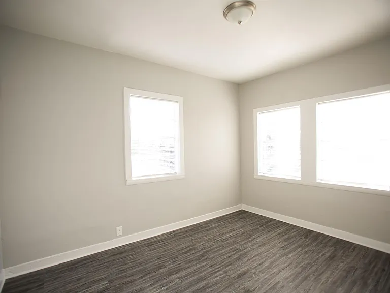 3119 S Izard St — Photo 13
