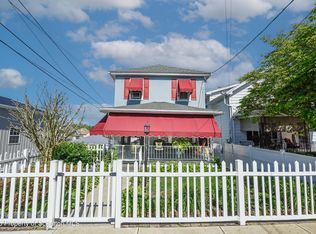 520 4th St, Dunmore, PA 18512