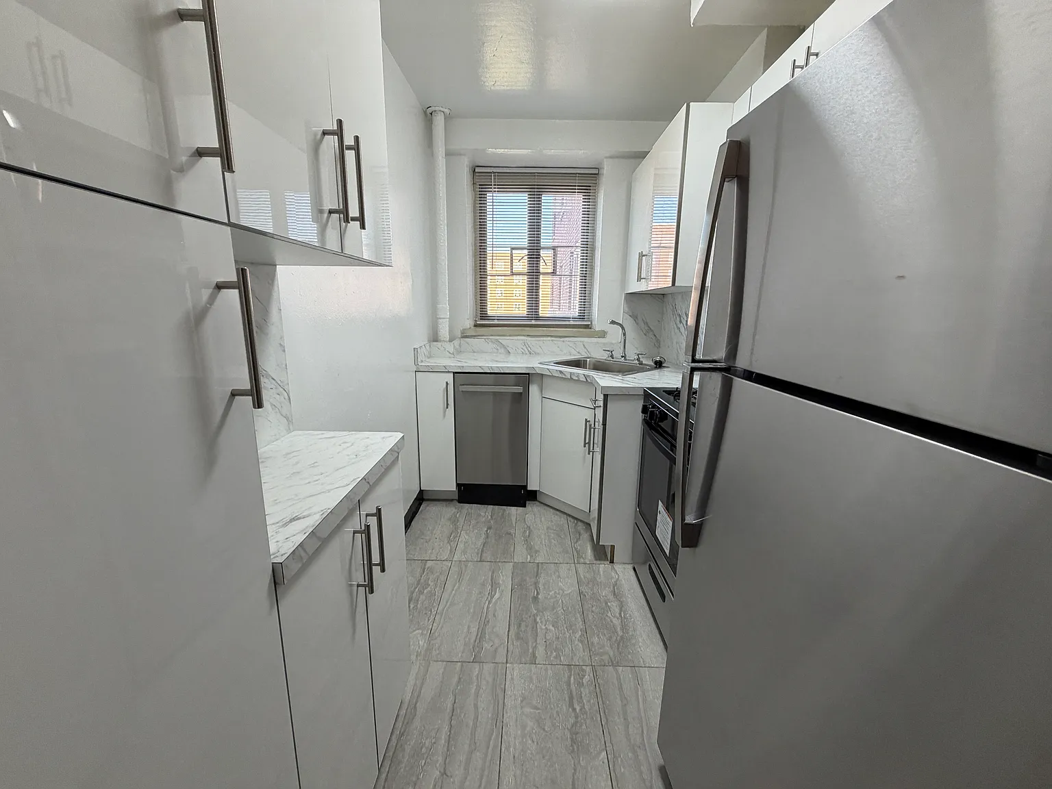 186th Ln, Fresh Meadows — Photo 1