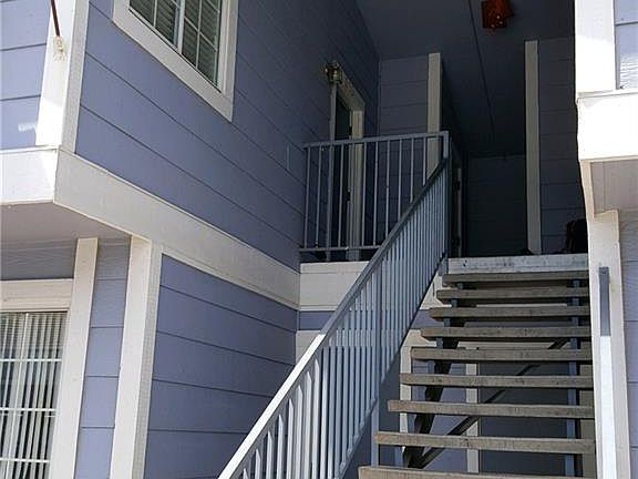 4th image of 5375 Angler Cir Unit 202