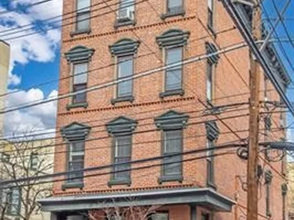 550 2nd St APT 1F, Hoboken, NJ 07030