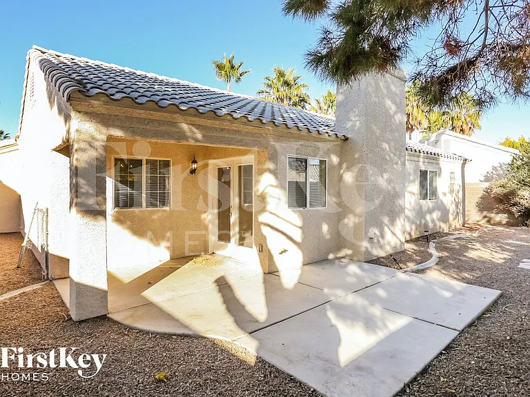 5412 Redview Ct — Photo 15