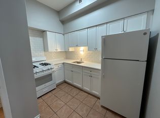 6450 S Kenwood Ave APT 2, Chicago, IL 60637