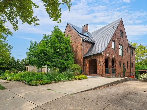 6819 Reynolds St, Pittsburgh, PA 15208