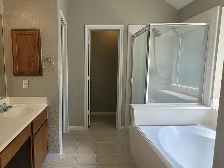 3825 Evergreen Way — Photo 16