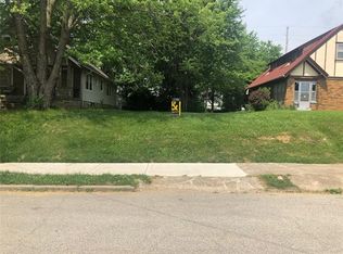 4436 Summit St, Kansas City, MO 64111