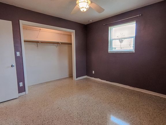 5th image of 3900 Oriole Ave