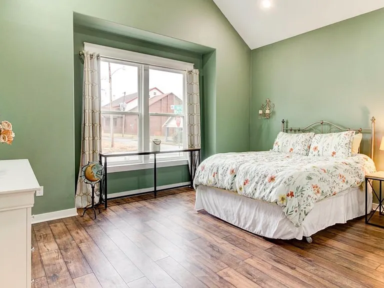 3206 S Izard St — Photo 15