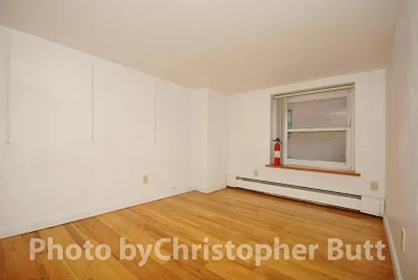 Rented by Citi Habitats | media 52