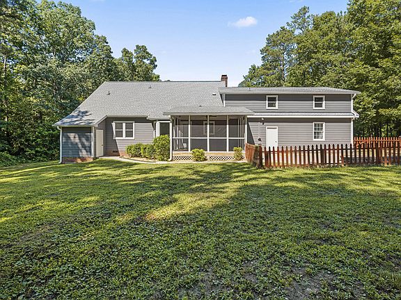 5th image of 10605 Gardenia Ct