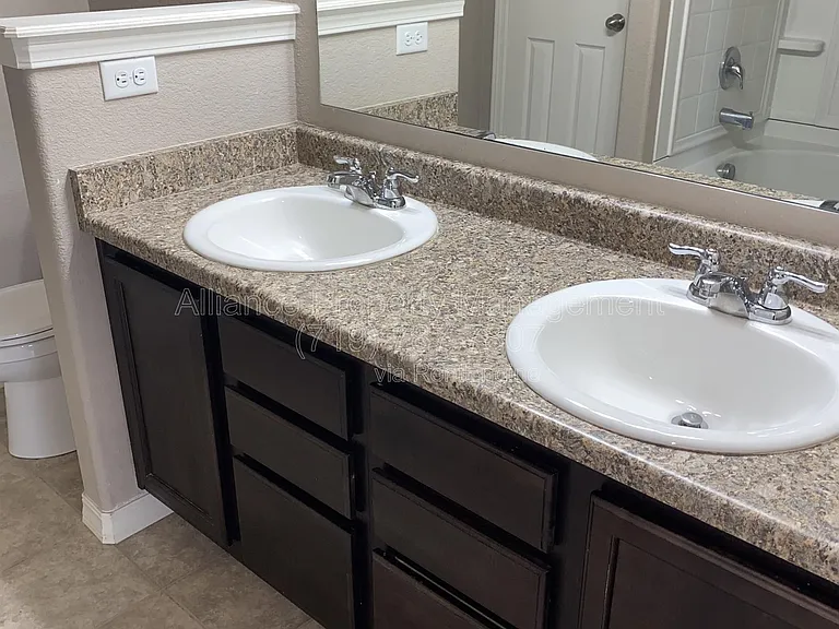 3875 Reindeer Cir — Photo 25
