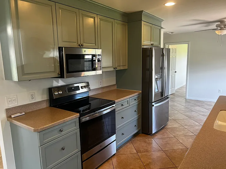 4025 Vermont Ln — Photo 14
