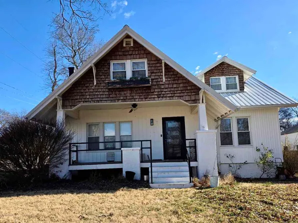 701 S 8th St, Ponca City, OK 74601