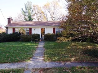 5101 Lawton Dr, Bethesda, MD 20816