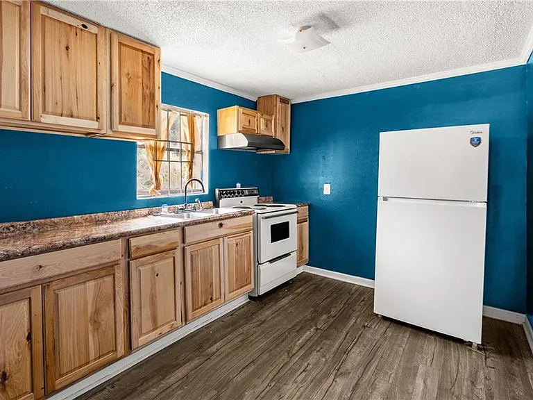 408 Rawls Ave — Photo 8