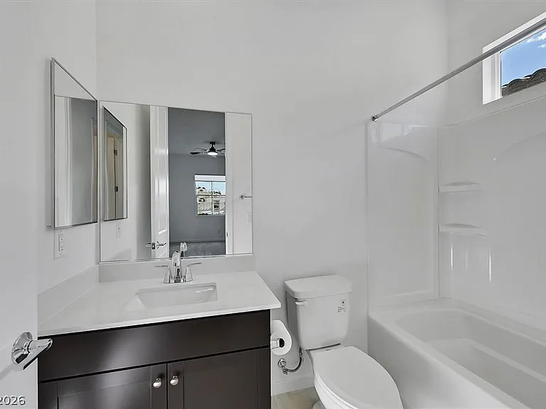 73 Atrani Bay Ct — Photo 19