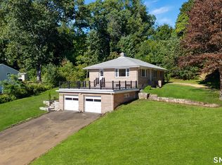 10 Jeanette Road, Danbury, CT 06811